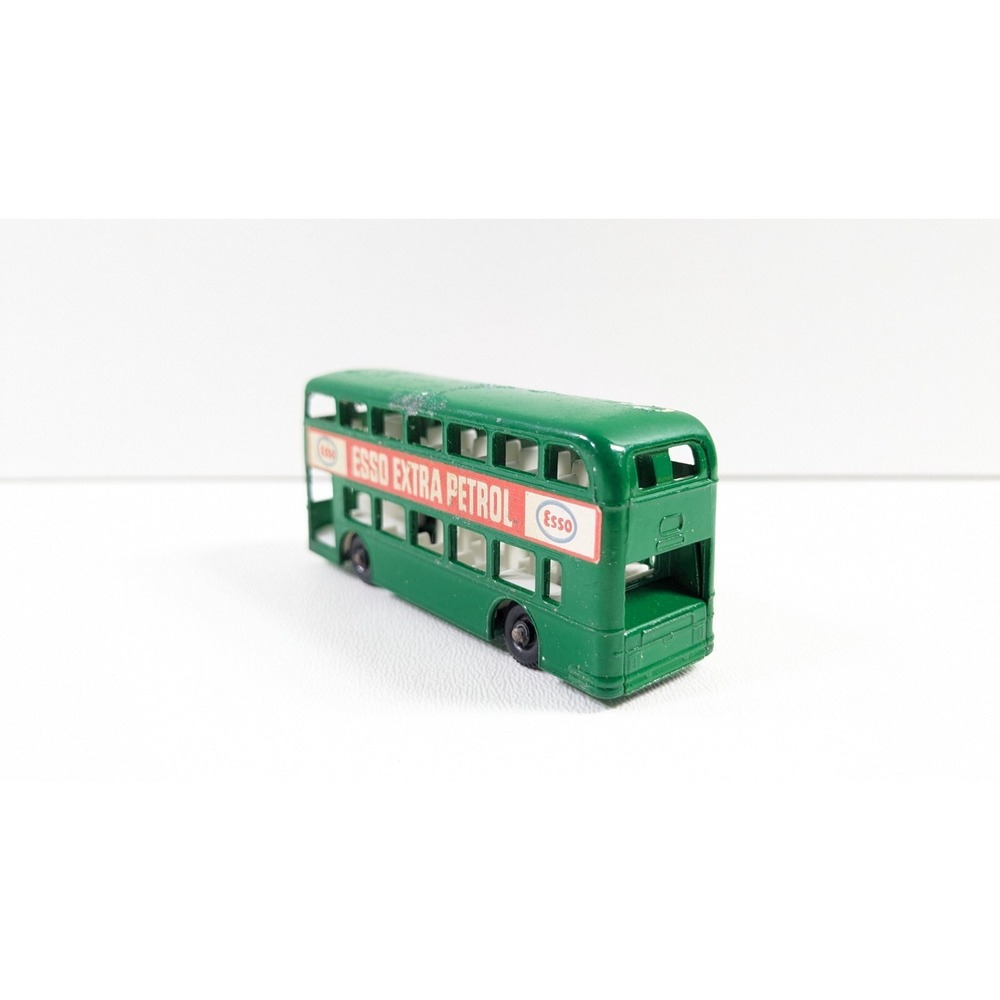 Matchbox Green Esso Daimler Bus Green #74 & The Londoner Red #17 Carnaby Street - Picture 2 of 16